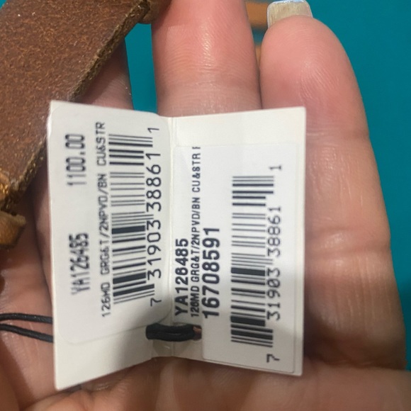 Quartz Gold yellow PVD caseback with Bee Engraving - Picture 3 of 13